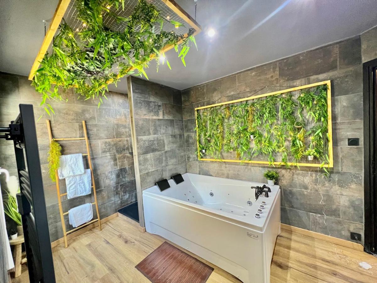 L'Escape Apartment กาเลส์ ภายนอก รูปภาพ