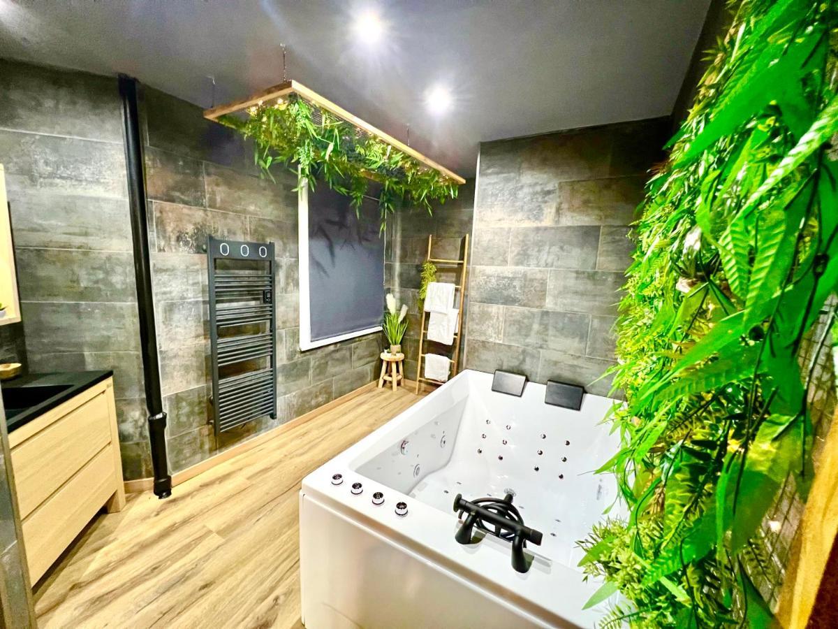 L'Escape Apartment กาเลส์ ภายนอก รูปภาพ